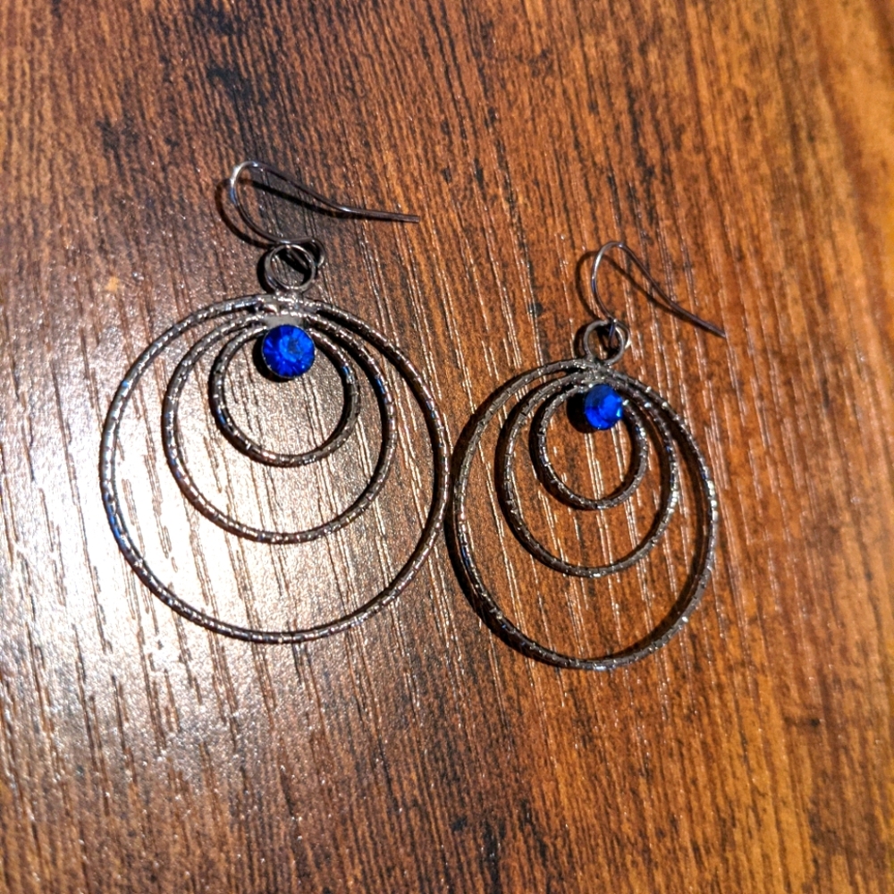 Earrings Collection - Picture 5 of 7